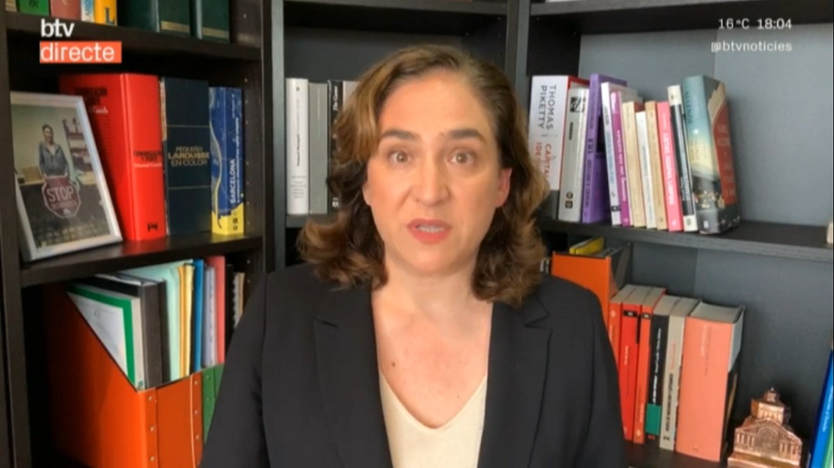 Colau avala la recepta de Sánchez contra la crisi del coronavirus