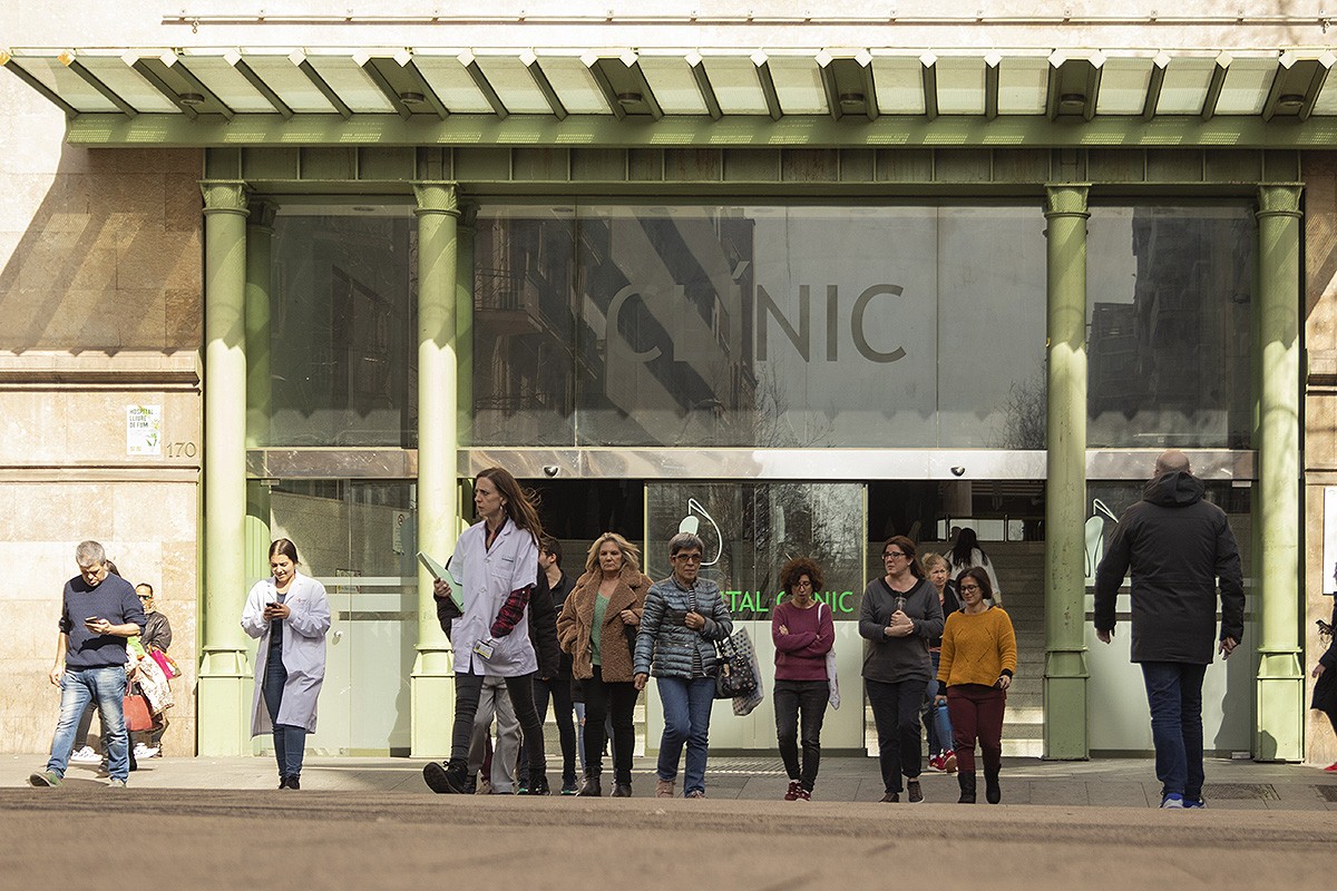 Els ciberdelinqüents del Clínic publiquen noves dades robades