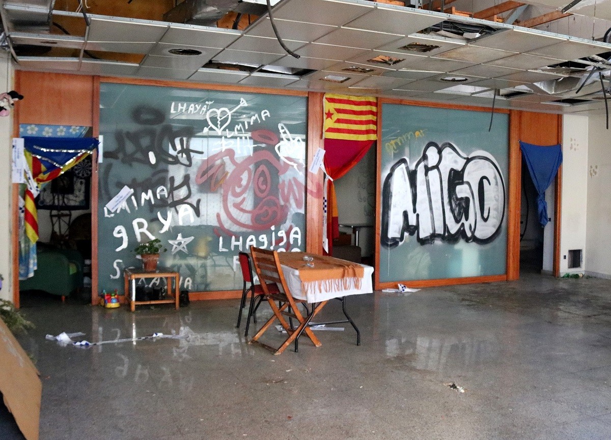 El jutge de la violació múltiple de Sabadell processa tres persones i n'exculpa les altres sis 