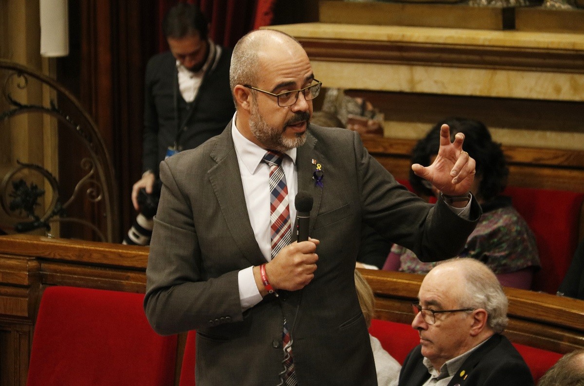Buch, sobre l'agressió racista: «Que algú faci malament la seva feina no vol dir que el sistema estigui malament»
