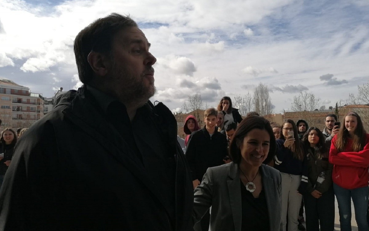 Allau de sol·licituds per apuntar-se al curs de Junqueras a la universitat