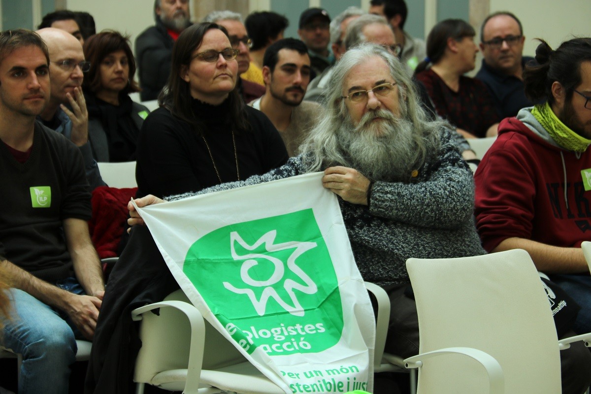 Recullen signatures per tramitar una llei que protegeixi el Montseny