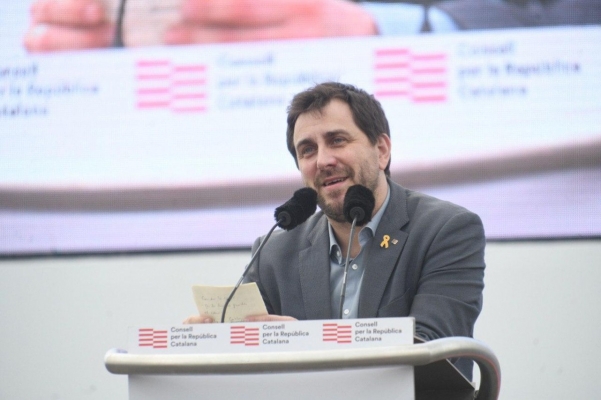 Toni Comín: «El protagonisme militar en la crisi sanitària sona molt a PP i Vox»
