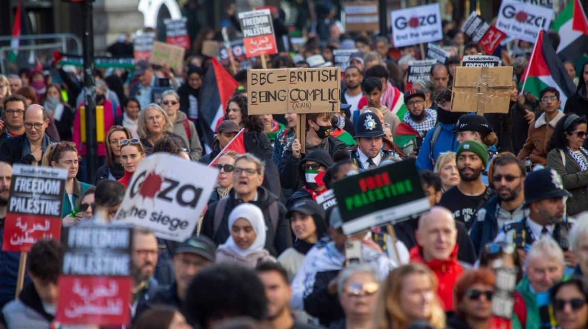 Un policia ferit greu en els aldarulls d'una manifestació en favor de Palestina a Londres