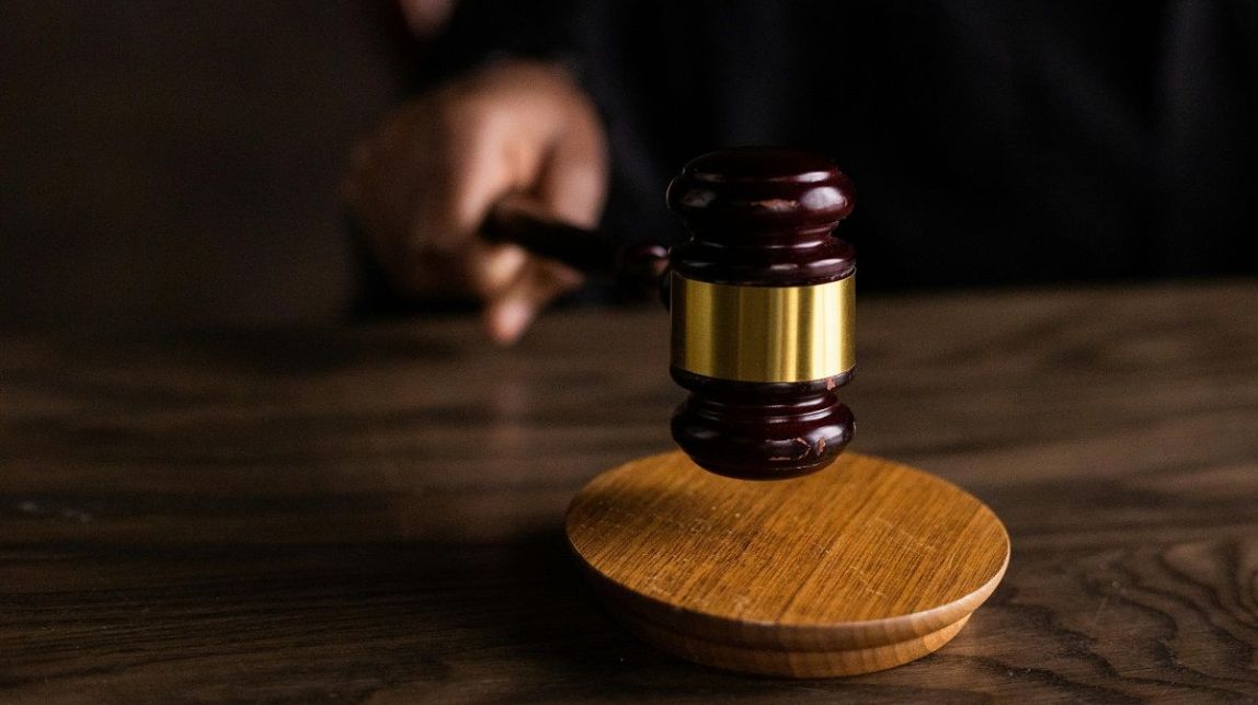 Sentència pionera als EUA: condemnats els pares del nen que va matar a trets quatre companys d'escola
