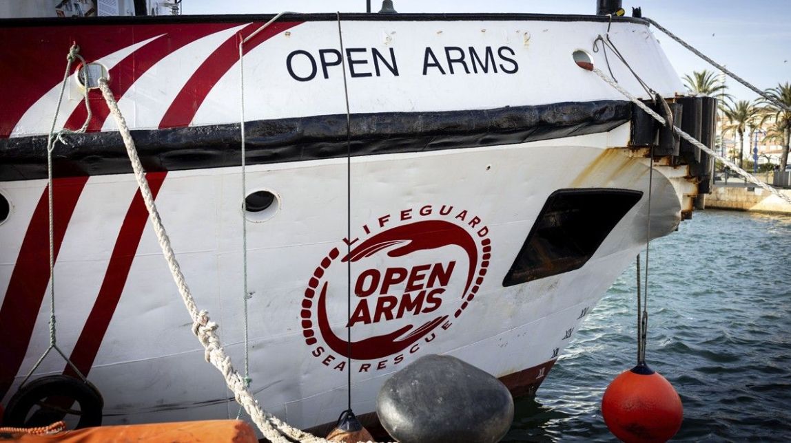 Open Arms obre un corredor humanitari a Gaza amb 200 tones d'aliments