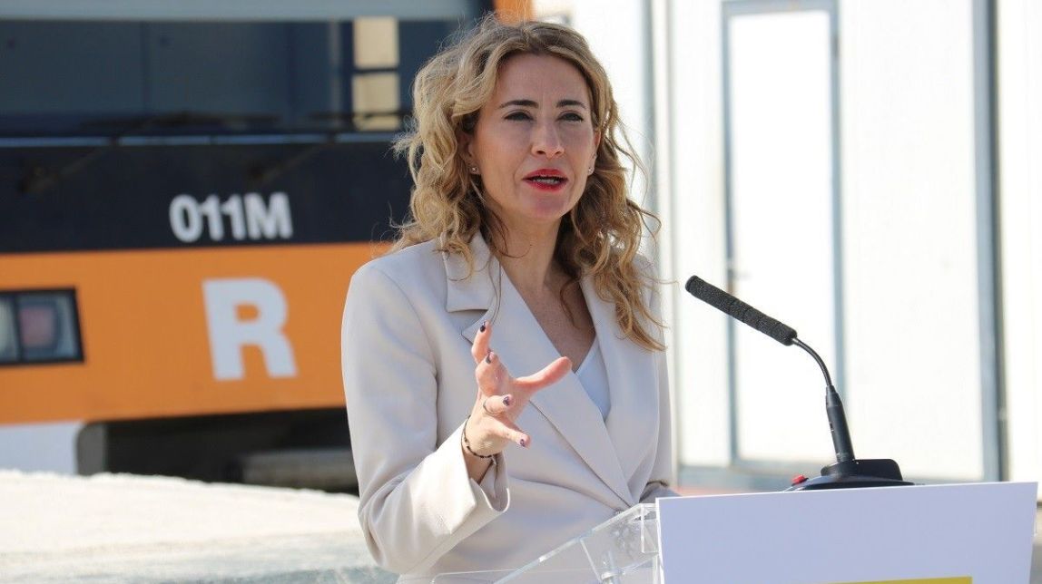 Raquel Sánchez assegura que l'AP-7 funciona «correctament», tot i les cues quilomètriques constants