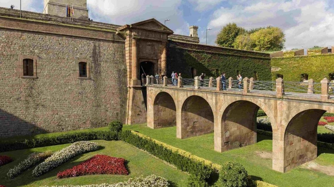 El Castell de Montjuïc rememora els trenta anys dels Jocs Olímpics amb una exposició