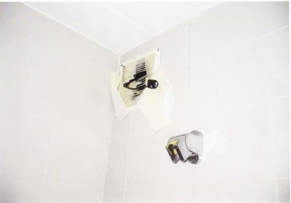 Denuncien un hotel de Roses al trobar una webcam a la dutxa