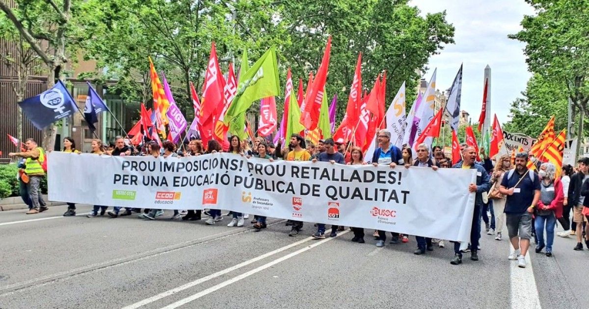 Els docents tornen als carrers en el setè dia de vaga per exigir a Educació una negociació «real»
