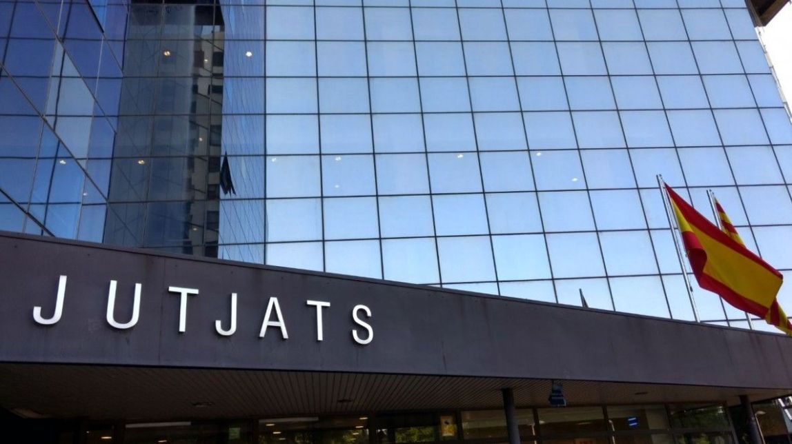 La Junta Electoral nega haver prohibit el suport a la consulta sobre la monarquia a Sabadell