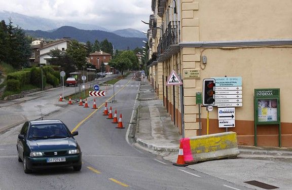 Comencen les obres per reformar la carretera de Sant Joan de Ripoll