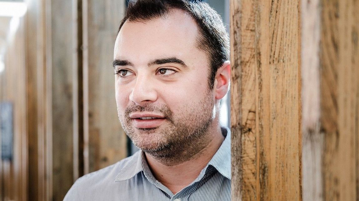 Jordi Ballart
                                                                             |
                                Adrià Costa - |
                                Adrià Costa
