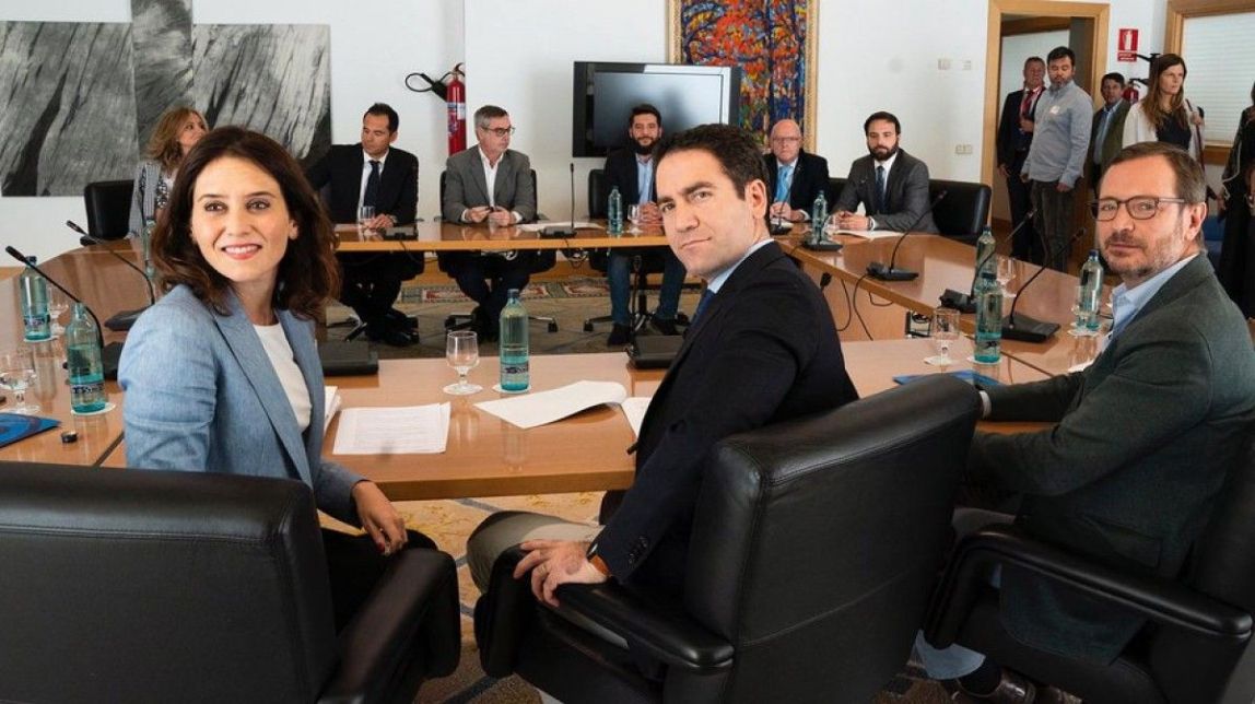 El PP obre un expedient a Ayuso