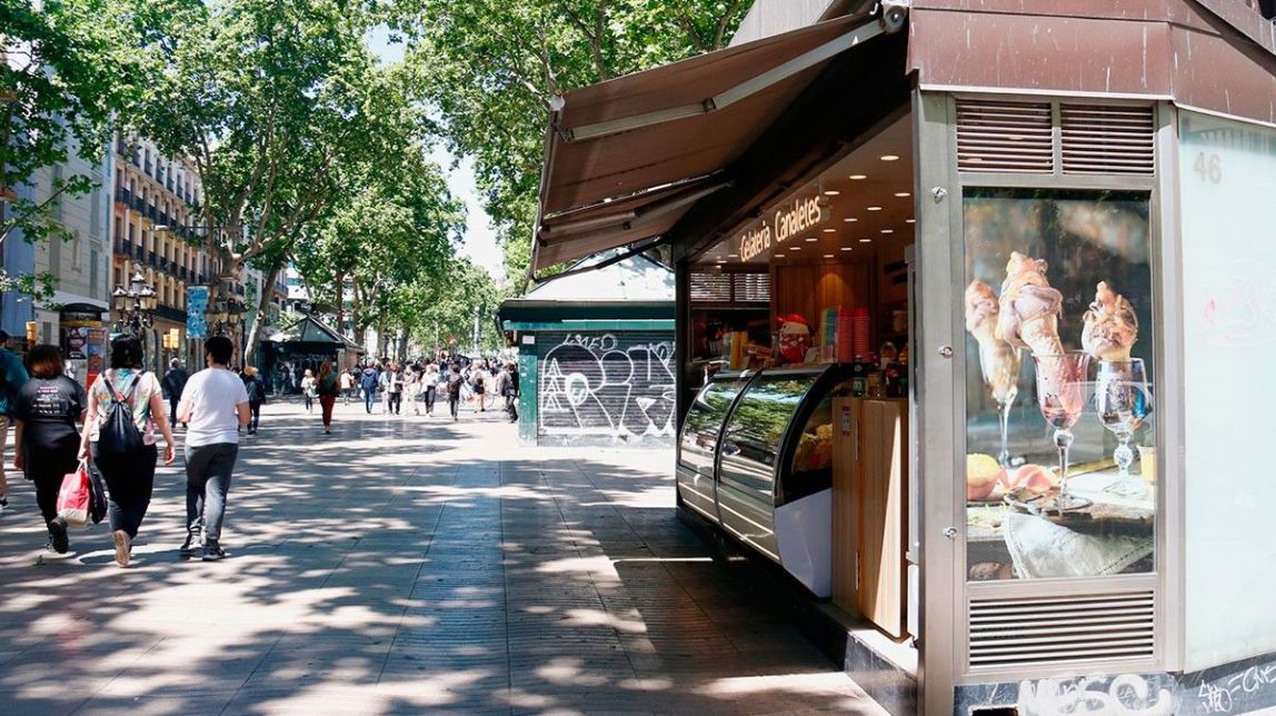 ​Els antics ocellaires de la Rambla reben la notificació per fer efectiu el desnonament