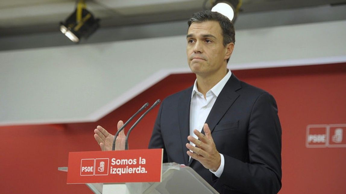 Sánchez pacta amb Rajoy debatre durant sis mesos si cal abordar la reforma constitucional