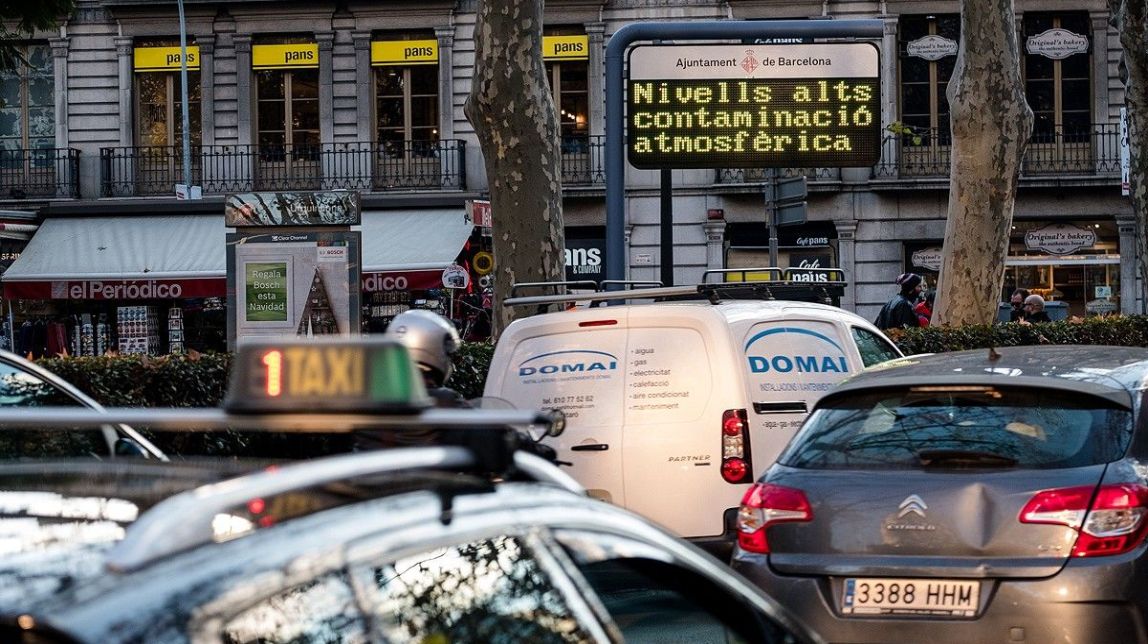Aquestes són les zones on s'acumula més contaminació de Barcelona