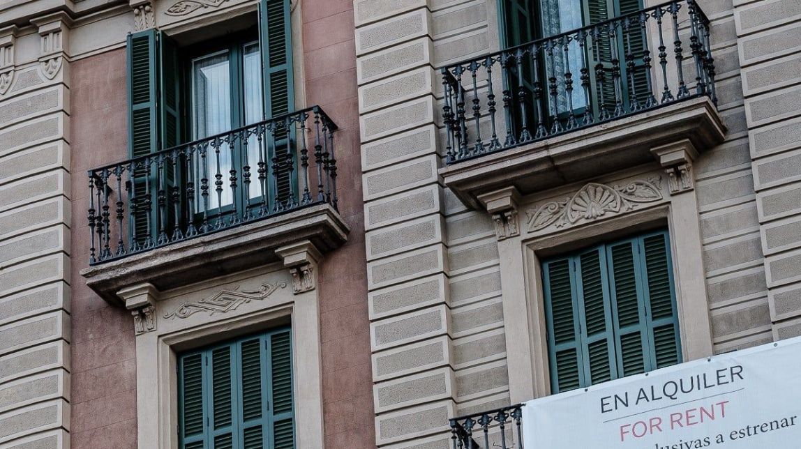 Un llogater es querella contra el jutge de Barcelona que ha ordenat desnonar-lo