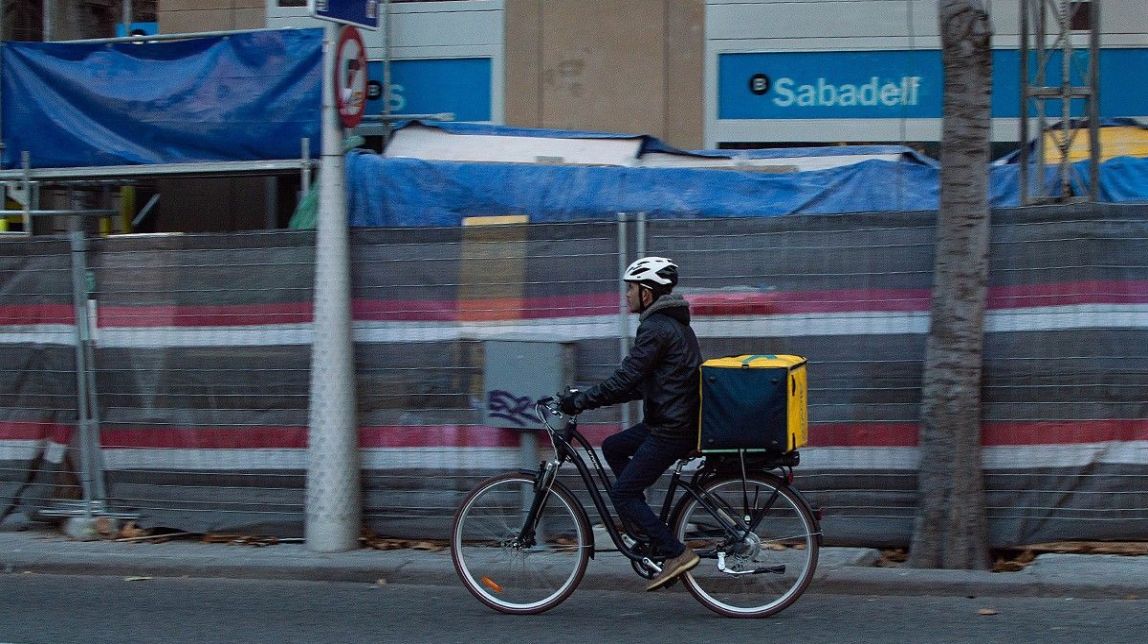 La UGT denuncia Glovo a la Fiscalia per la mort d'un repartidor a Barcelona