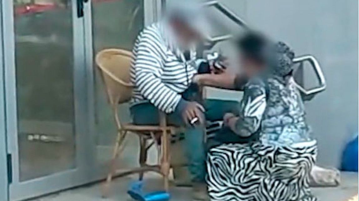 Alliberades a Barcelona dues persones que eren obligades a demanar almoina per un clan familiar