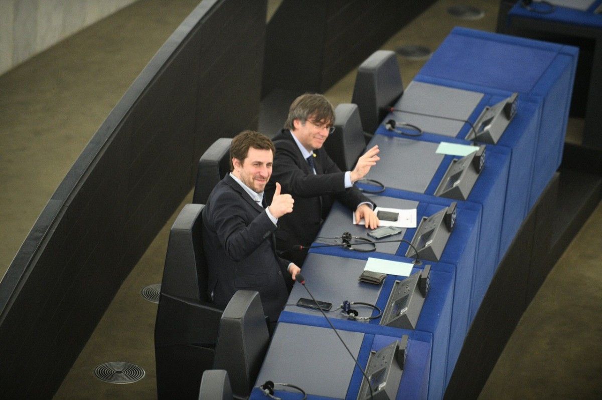El «no» de Tajani a reconèixer Puigdemont i Comín com a eurodiputats arriba a judici