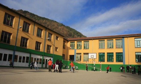 CEIP Joan Maragall
                                                                             |
                                                                    Arnau Urgell - |
                                                                    