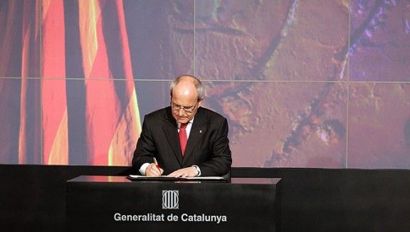 Montilla convoca oficialment les eleccions defensant el tripartit