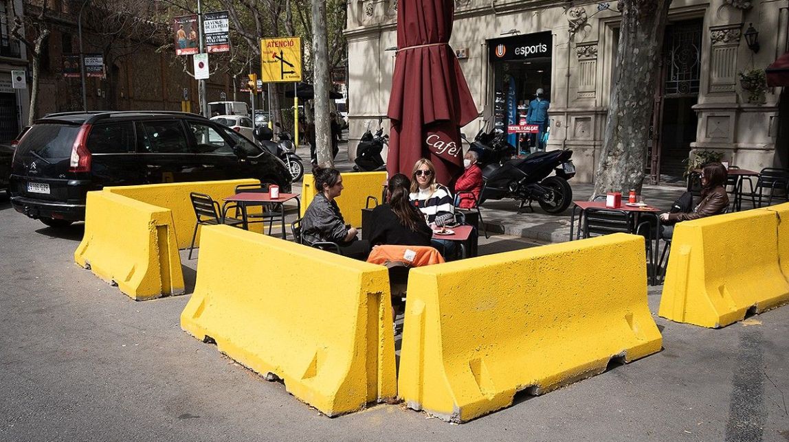 Barcelona mantindrà les terrasses a les calçades