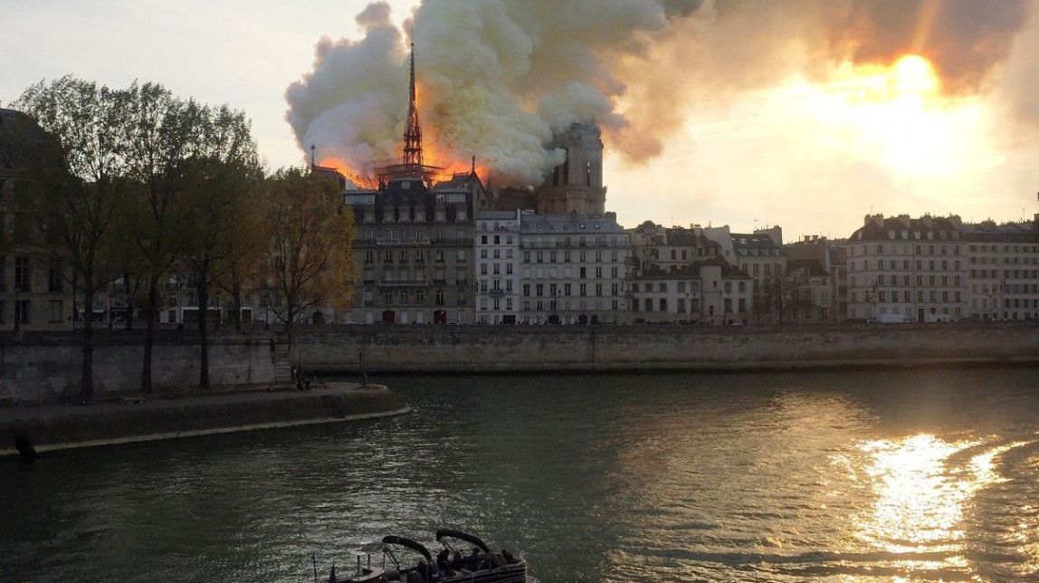 ​Celebrem Notre-Dame, celebrem París, celebrem la intel·ligència