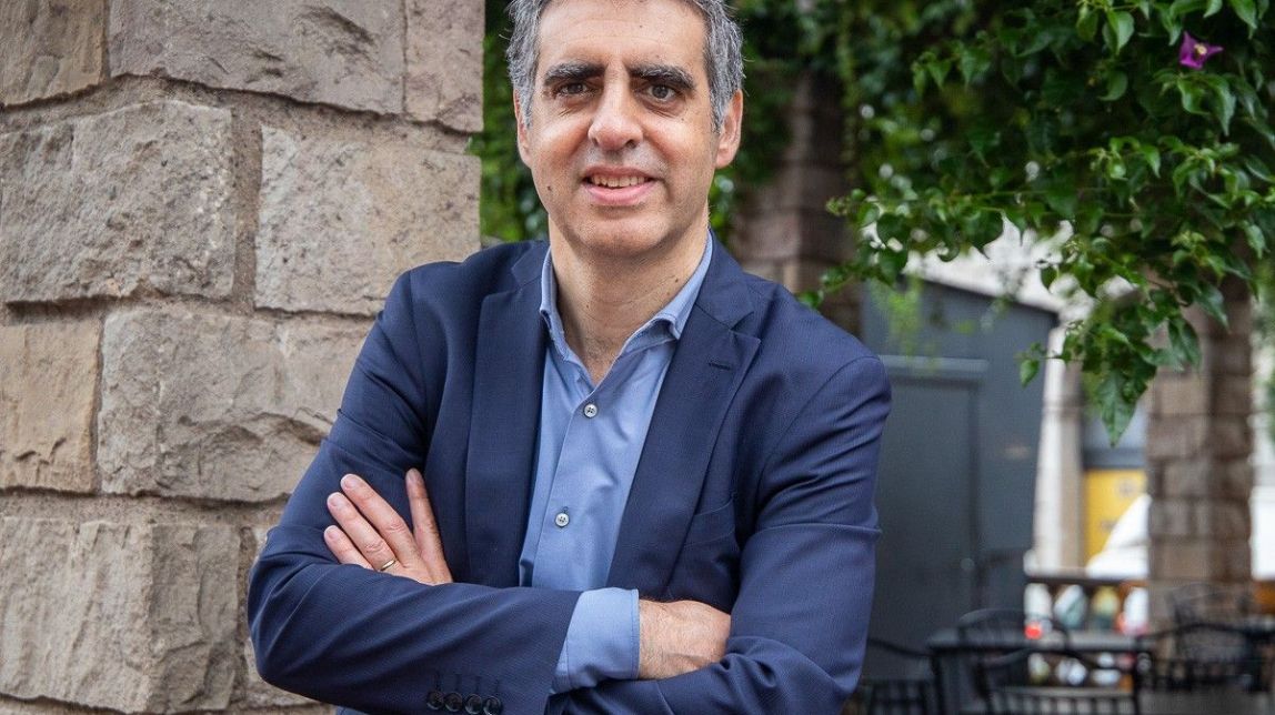 Manel Esteller: «El món no és com el veiem, la realitat té moltes capes»