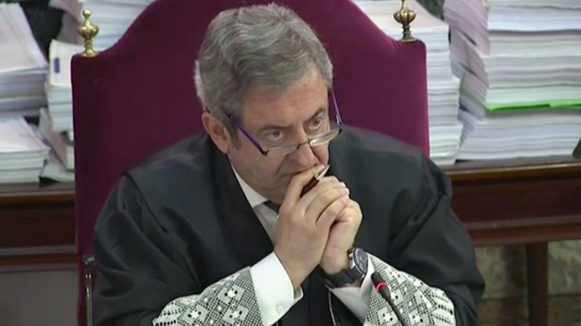 Un inspector de la policia espanyola relata una «pluja de cons», cops de paraigua i insults a Ciutat Vella l'1-O