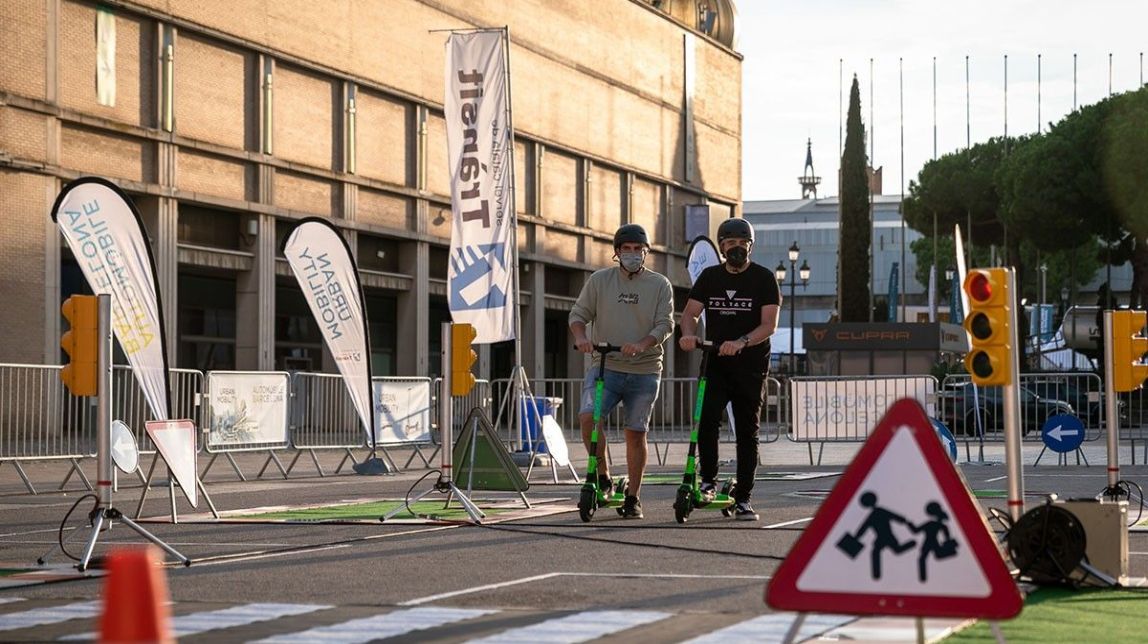 La formació en conducció segura i sostenible urbana entra a l'Automobile Barcelona