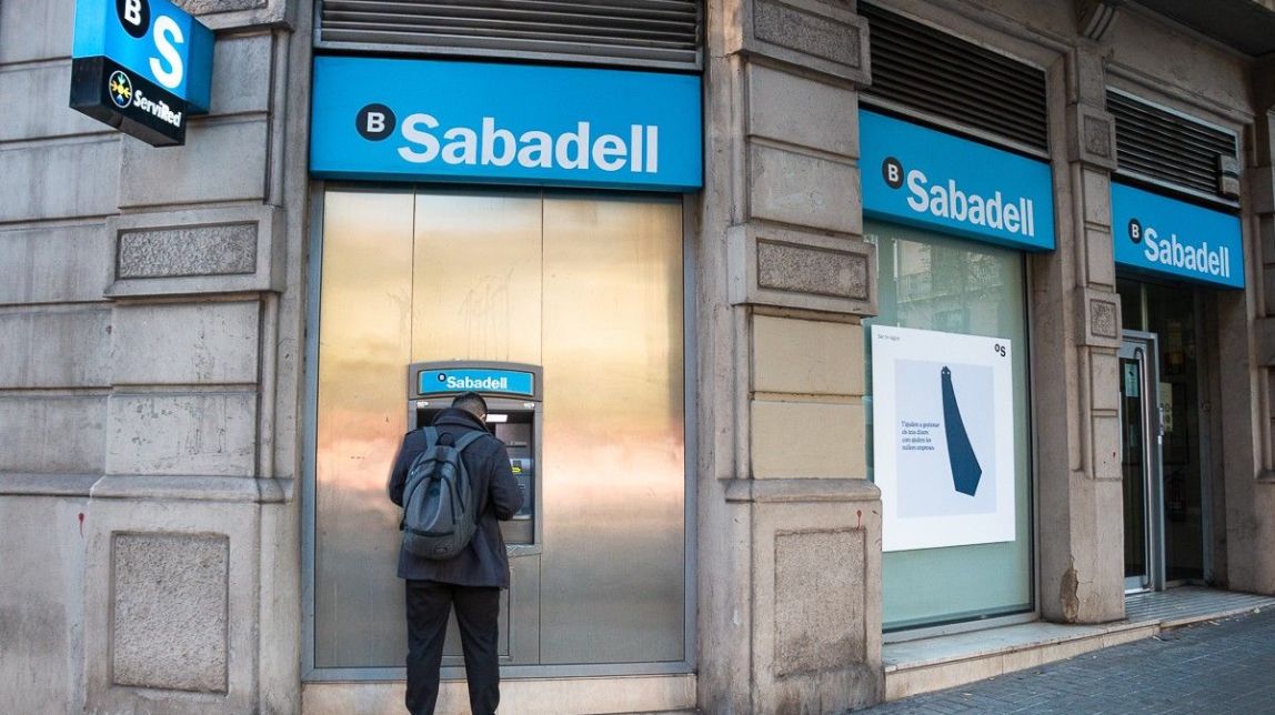 El Sabadell proposa un ERO que deixarà sense feina 1.900 treballadors