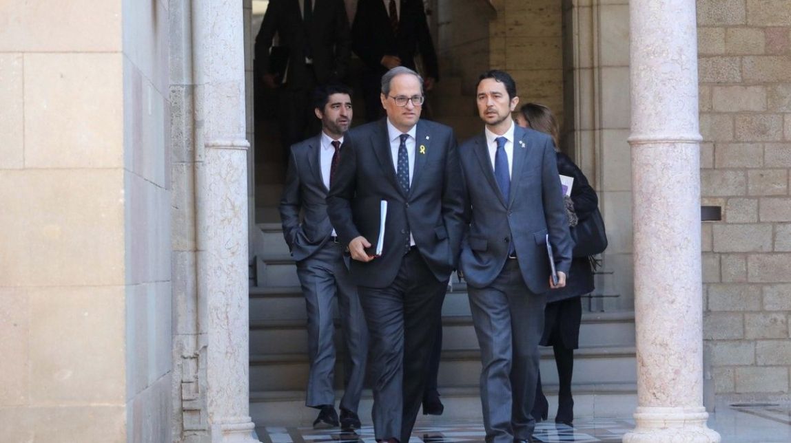 Torra al·lega a la Junta Electoral que és «impossible» retirar els llaços grocs