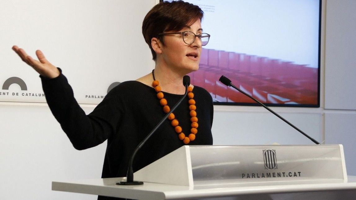 Els comuns proposen allargar la prestació per garantir l'emancipació dels joves extutelats