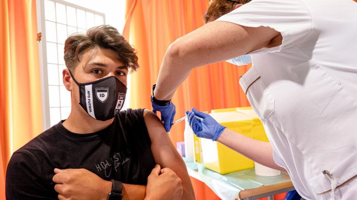 Els hospitals agafen aire: menys pacients a les UCI i a planta