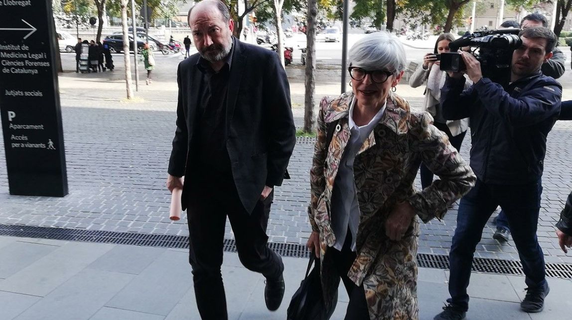 Els directors de TV3 i Catalunya Ràdio neguen haver desobeït per emetre anuncis de l'1-O