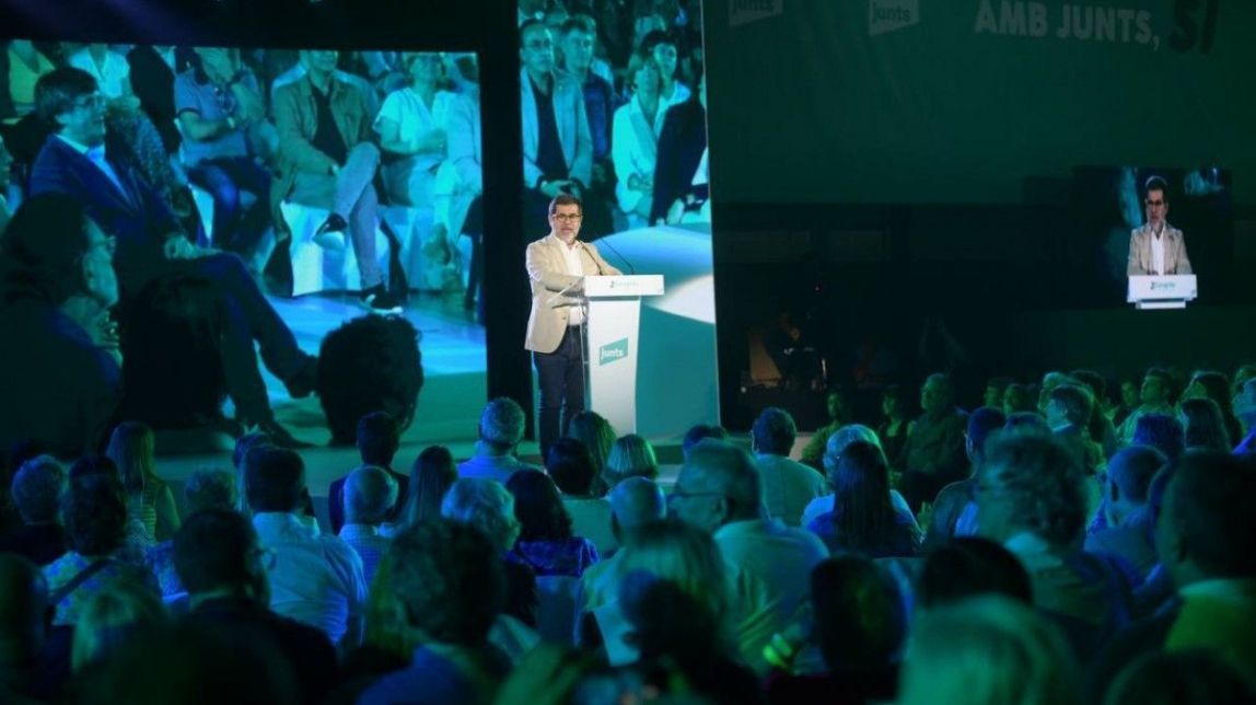 Sànchez equipara el diàleg d'ERC amb una «humiliació continuada» en el comiat del lideratge de Junts