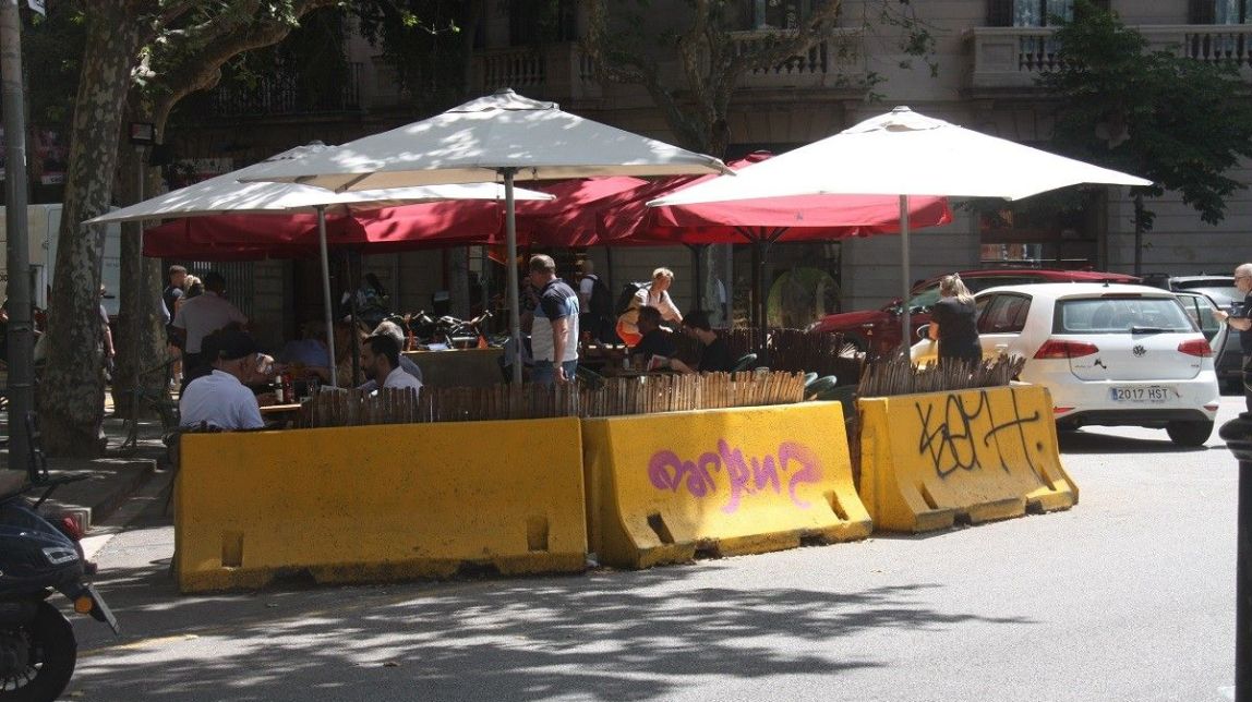 Barcelona perdrà prop de 170 terrasses ampliades per la pandèmia