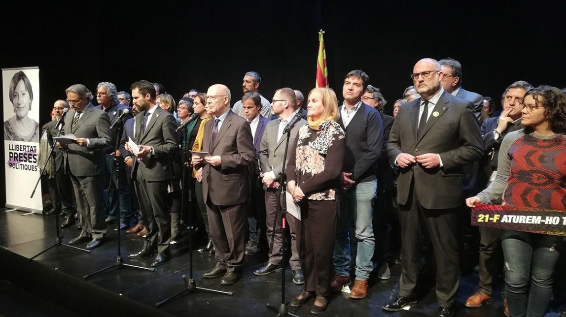 Quatre presidents del Parlament defensen la innocència de Forcadell a Madrid: «Haguéssim fet el mateix»