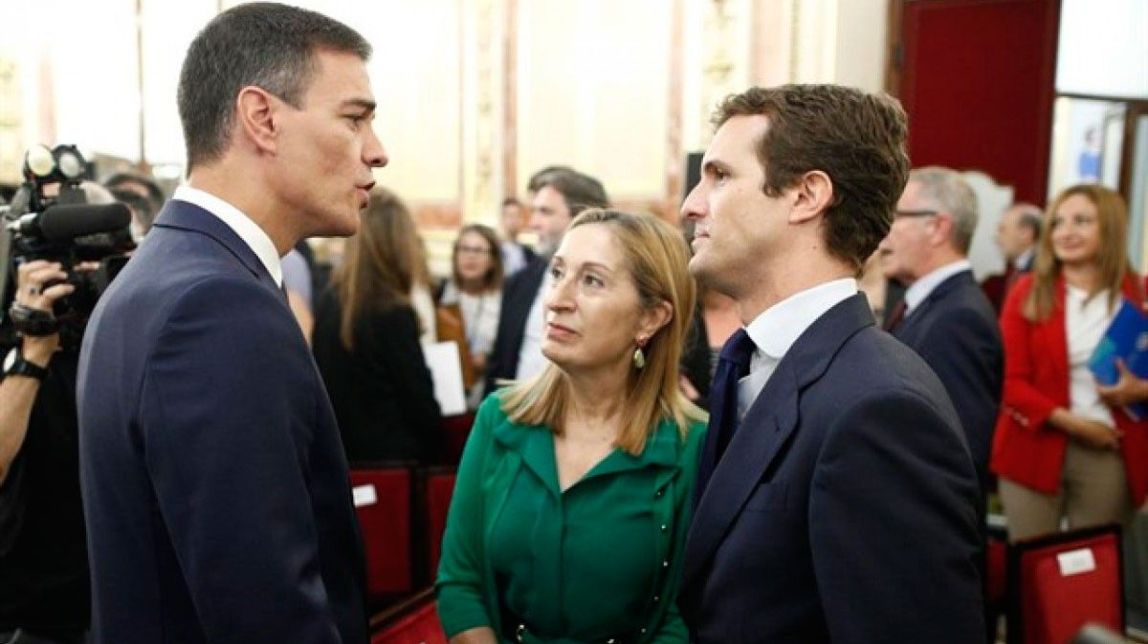 Casado i Rivera passen llista a la manifestació de Madrid