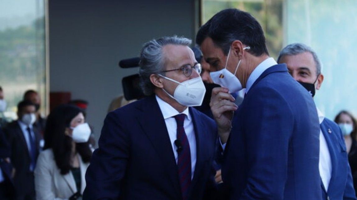 «El teu èxit serà el nostre»: el Cercle es lliura a Sánchez