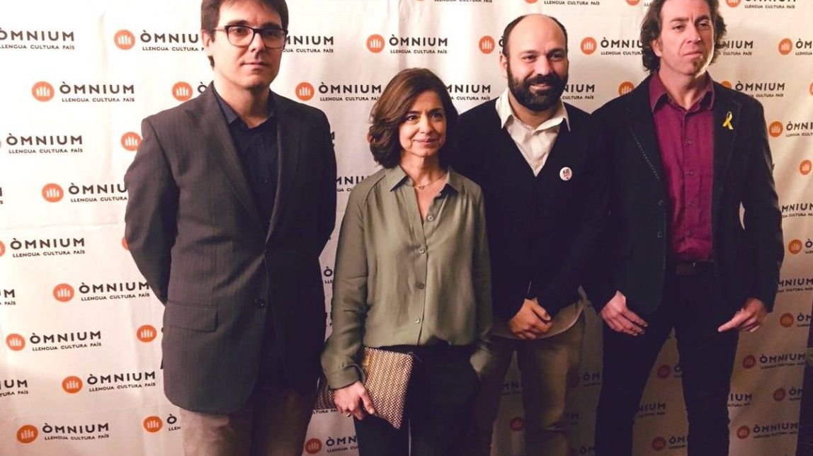 Marta Orriols s'emporta el Premi Òmnium de Novel·la amb «Aprendre a parlar amb les plantes»