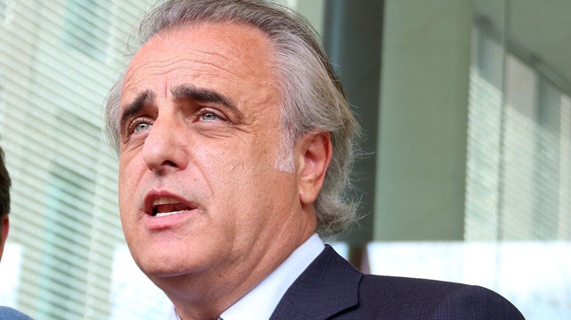 Pau Molins, el «rocker» solidari que vol tornar totes les pilotes
