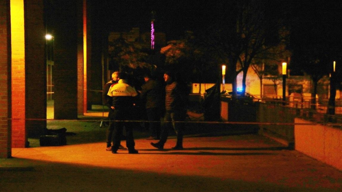 Veïns calen foc a casa del que consideren l'assassí de l'home mort a trets a Barcelona