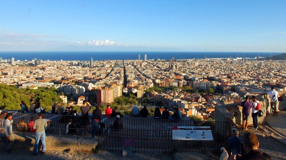 Barcelona amplia el Pla de Barris amb 54 milions per a Nou Barris i Horta-Guinardó