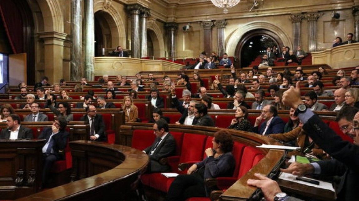 El Parlament dóna via lliure al nou impost sobre béns no productius