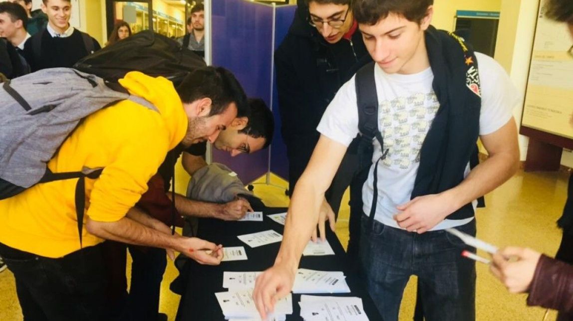 El 95% dels participants en el referèndum de la UPC de Terrassa vota abolir la monarquia