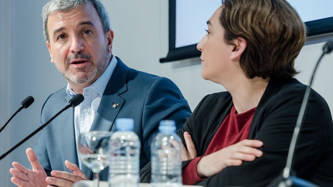 Collboni demana a Colau que «no comprometi el govern» assistint a la cimera del referèndum