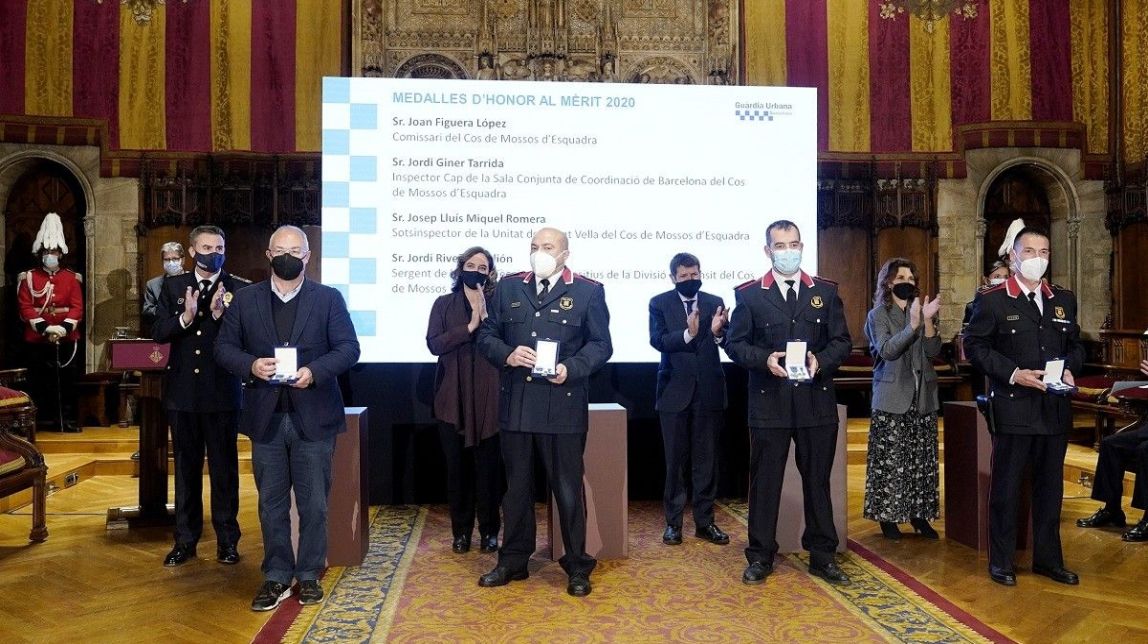 Colau torna a condemnar l’atac a la Guàrdia Urbana i dona màxim suport al cos